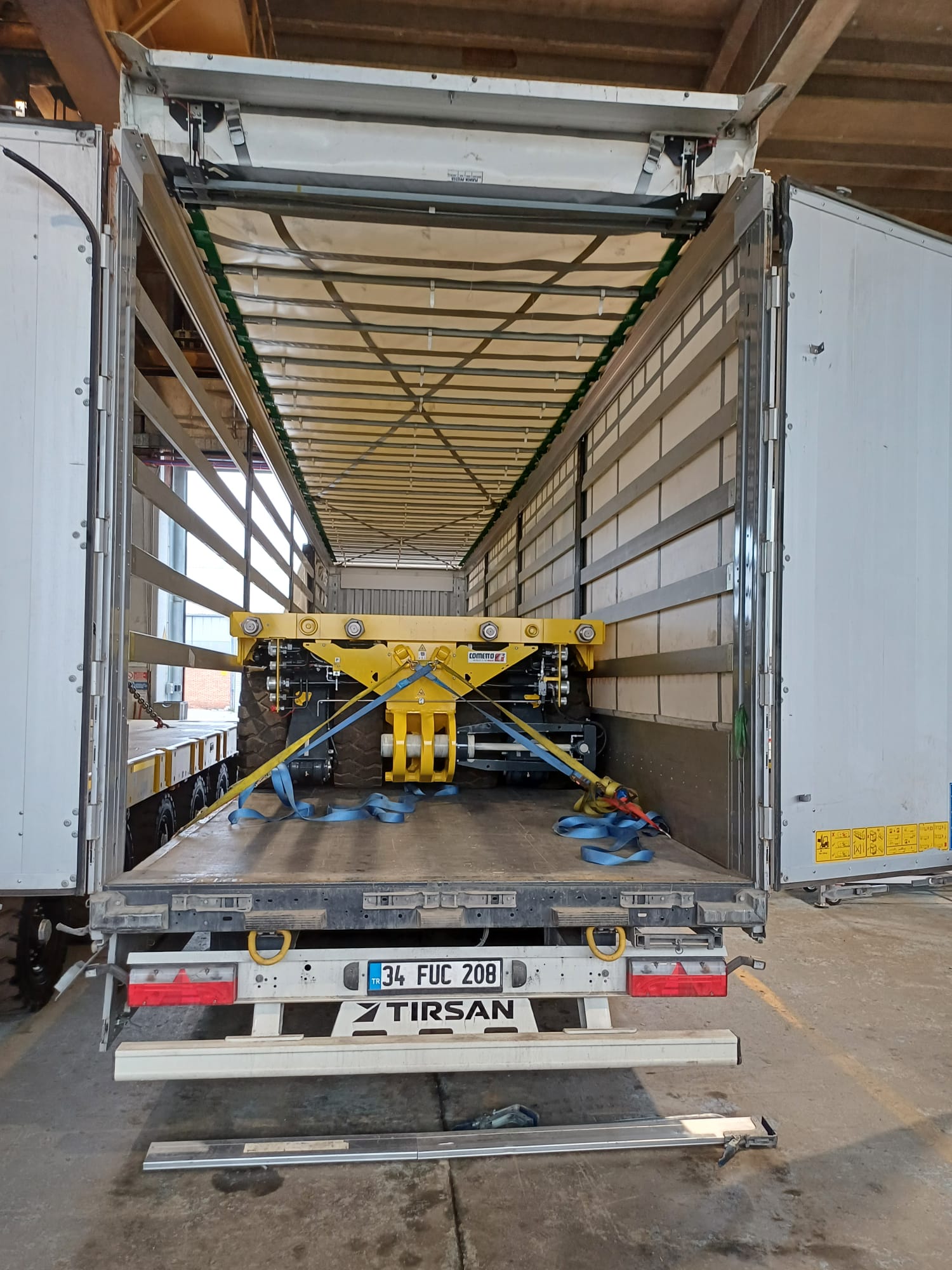 İTALYA - İSTANBUL SPMT TAŞIMALARI görsel 1